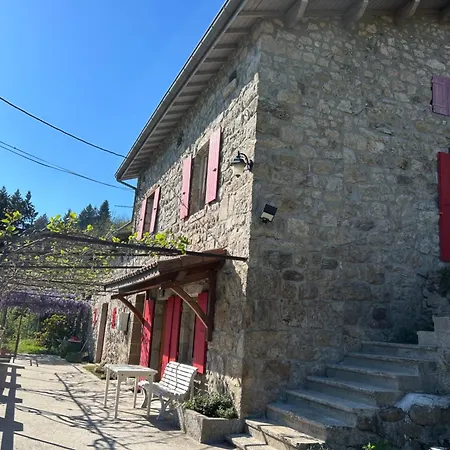 Les Vignes Au Cheylard *